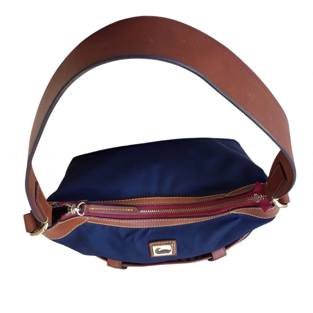 Dooney & Bourke Blue Wayfarer Sac Shoulder Bag